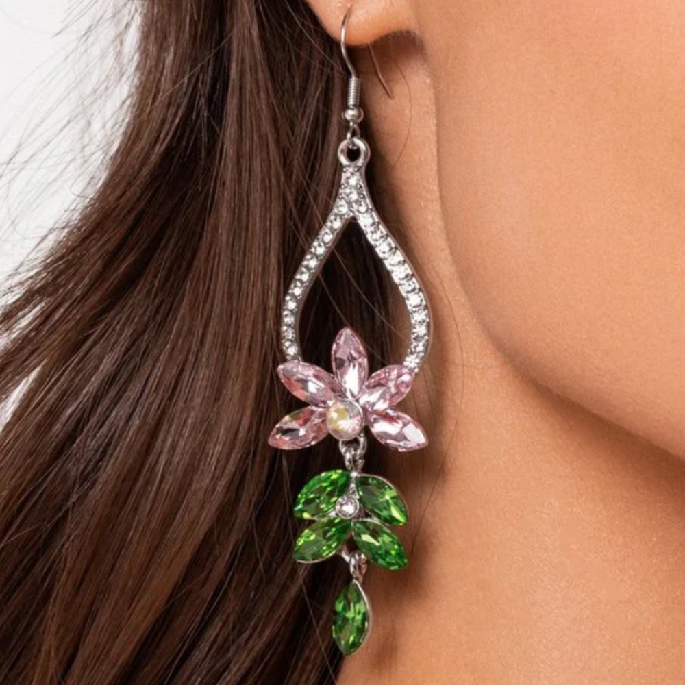💎🌸💎 “FLORAL FUSS” PINK EARRINGS ~ PAPARAZZI❗️ 💎🌸💎
